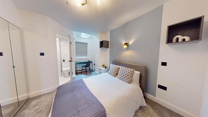 8 Bedroom House To Rent In Bed House, Llantwit Street, CF24