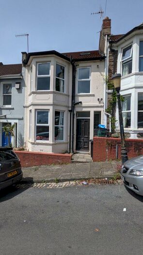 6 Bedroom House To Rent In St Vincent&#s Road &#, BS8