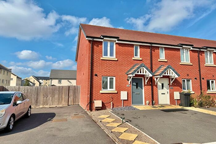 2 Bedroom End Terrace House For Sale In Cougar Road, Weston-Super-Mare, BS24