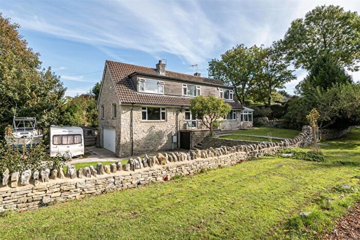 4 Bedroom House For Sale In Southcliffe Road, Swanage, BH19