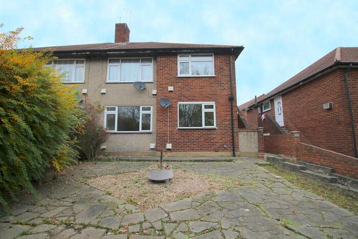 2 Bedroom Maisonette To Rent In Rochester Drive, Bexley DA5