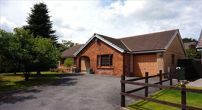 3 Bedroom Detached Bungalow For Sale In Rhoslan, Upper Tumble, Llanelli, SA14