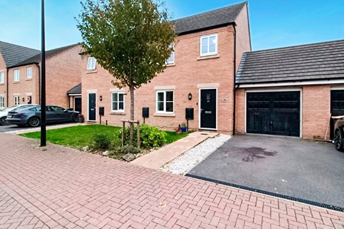 3 Bedroom Semi-Detached House For Sale In Angelica Grove, Bedford, MK45