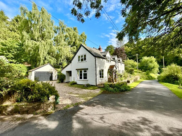 3 Bedroom Detached House For Sale In Cottage With View Of Golf Course, Wormsley, Hereford, HR4