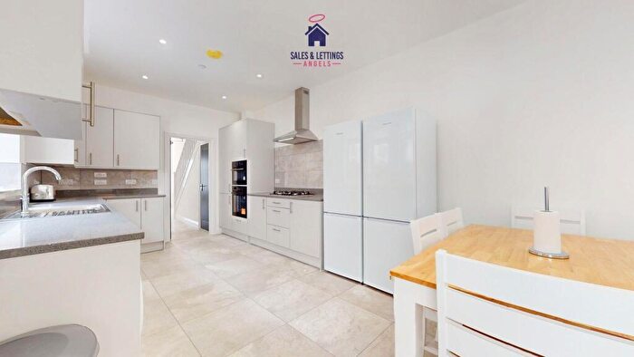 1 Bedroom House To Rent In Colum Road, Cardiff, CF10