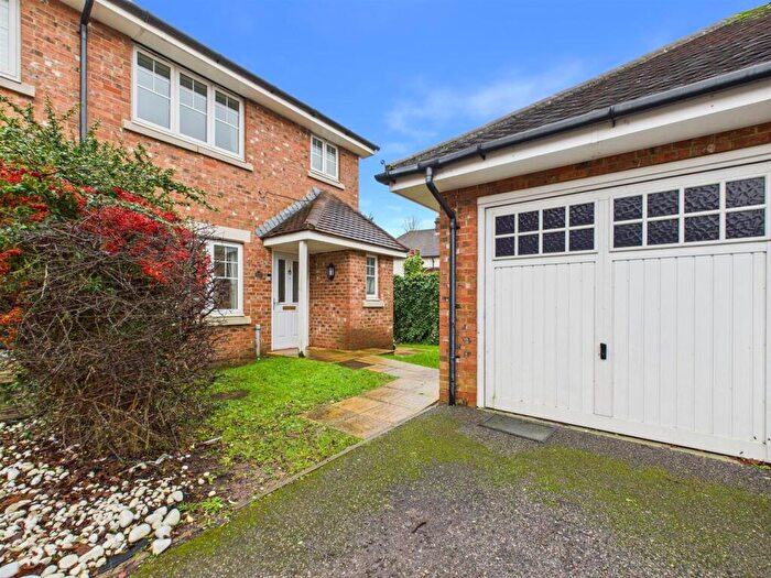 3 Bedroom Semi Detached House For Sale In Blue Leaves Avenue, Coulsdon, CR5