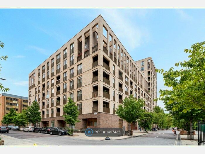 2 Bedroom Flat To Rent In Wallington Court, London, N4