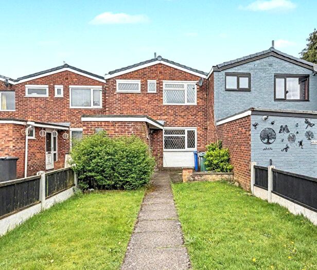 3 Bedroom Terraced House For Sale In Richmond Walk, Radcliffe, Manchester, M26