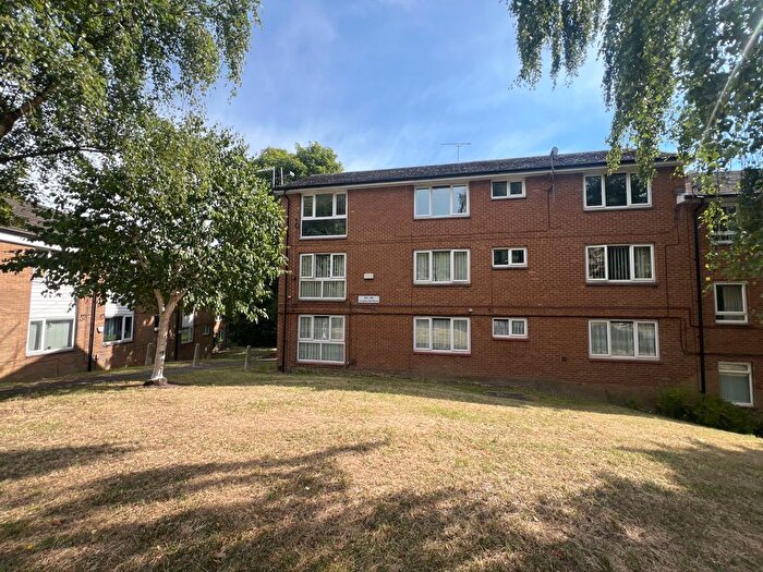 2 Bedroom Flat To Rent In Longley Hall Road, Sheffield, S5
