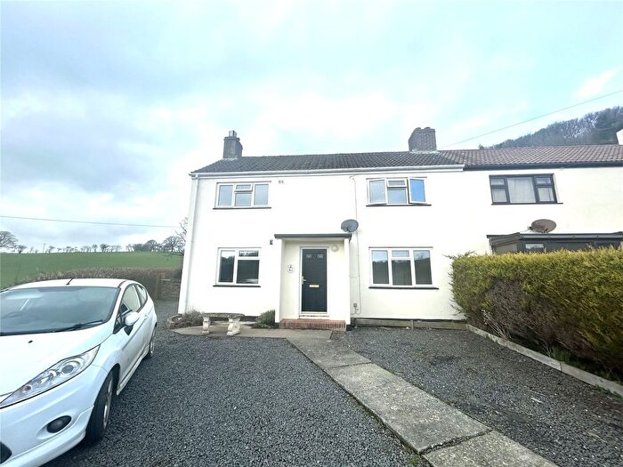 3 Bedroom Semi-Detached House To Rent In Isfryn, Bwlch Y Ffridd, Newtown, Powys, SY16