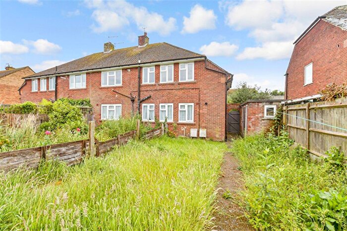2 Bedroom Flat For Sale In Delane Road, Deal, Kent, CT14