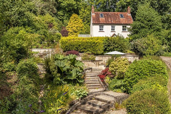 3 Bedroom Detached House For Sale In Woodhouse Fields, Uplyme, Lyme Regis, DT7