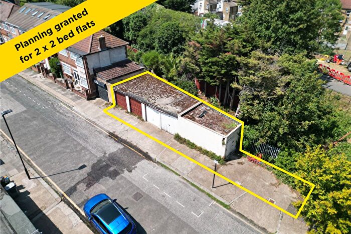 Park Home For Sale In St. Andrew's Road, London, E13