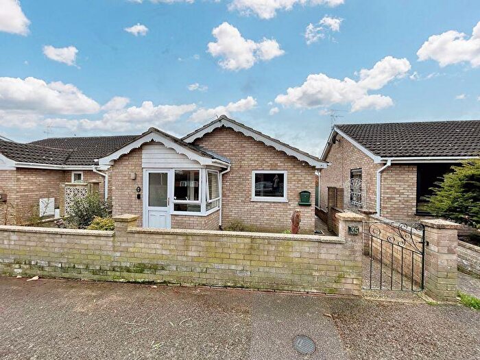 2 Bedroom Detached Bungalow For Sale In Bracon Road, Belton, NR31