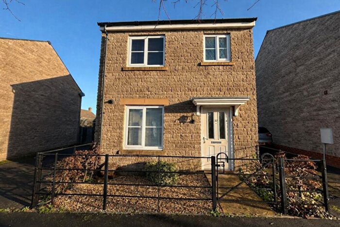 3 Bedroom Detached House For Sale In Cowleaze, Swindon, Wiltshire, SN5