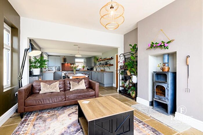 5 Bedroom Detached House For Sale In The Mount, Bog Height Road, Darwen, BB3