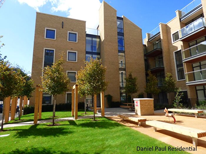 1 Bedroom Flat To Rent In Frazer Nash Close, Isleworth, TW7