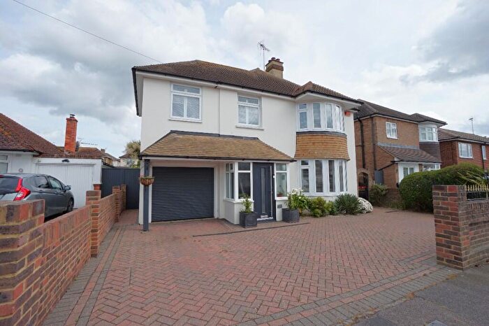4 Bedroom Detached House For Sale In Surrey Gardens, Birchington, Kent, CT7