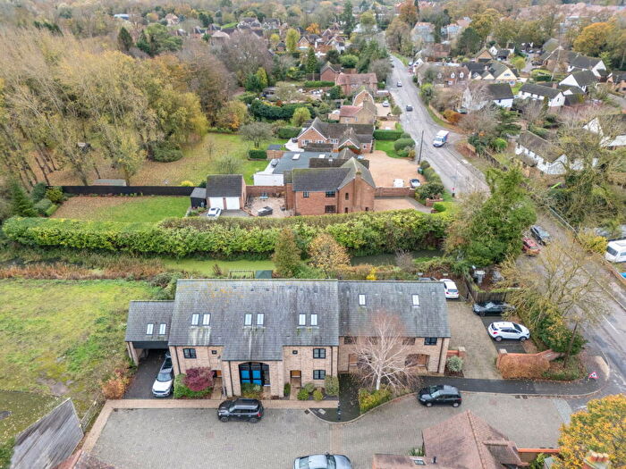 3 Bedroom Terraced House For Sale In Baker Close, Brampton, Huntingdon, PE28