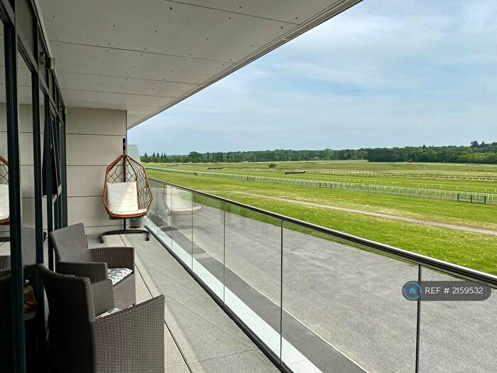 2 Bedroom Flat To Rent In Kingman Way, Newbury, RG14