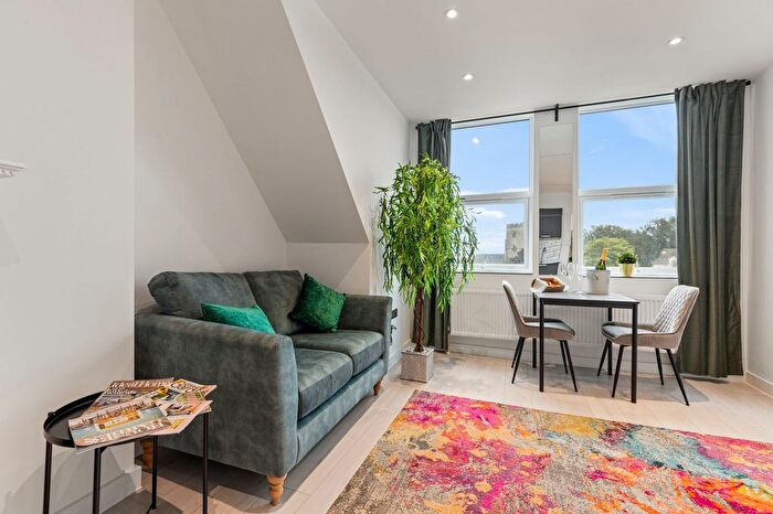 1 Bedroom Property To Rent In A Sandgate Road, Folkestone, CT20