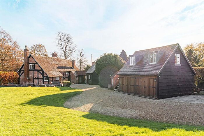 5 Bedroom Country House For Sale In Coughton Alcester, Warwickshire, B49