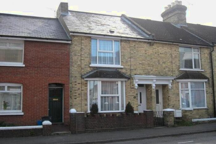 2 Bedroom Property To Rent In Kent Avenue, Ashford, TN24