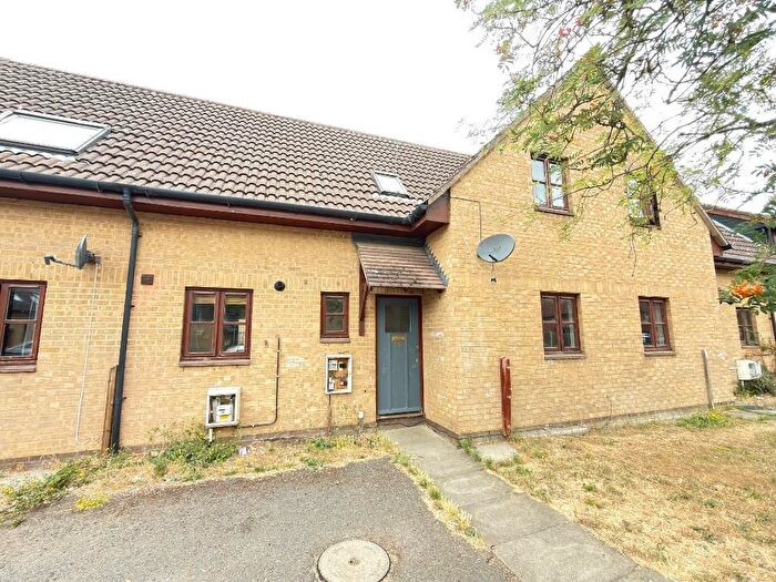 4 Bedroom Terraced House For Sale In St Michaels Gate, Parnwell, Peterborough, PE1