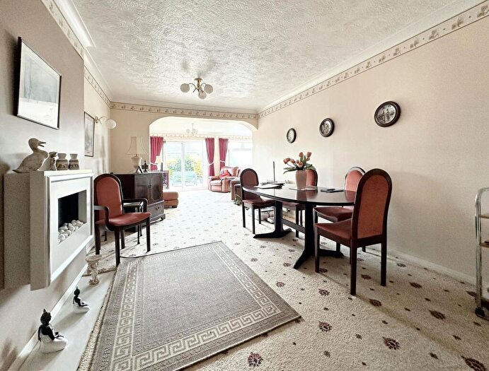 2 Bedroom Semi-Detached Bungalow For Sale In Dorothy Avenue, Peacehaven, BN10