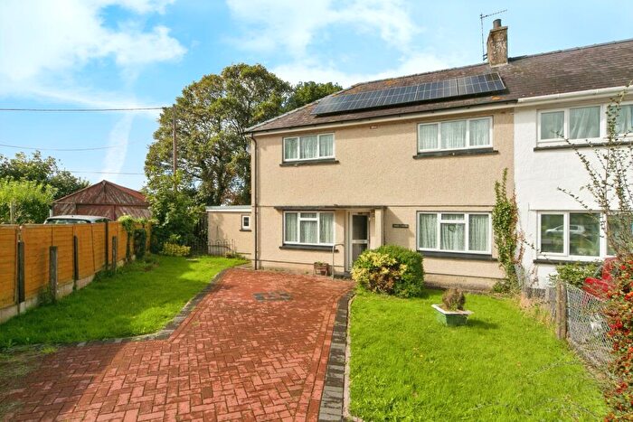 3 Bedroom Semi-Detached House For Sale In Llwyn Y Ne, Clynnogfawr, Caernarfon, Gwynedd, LL54