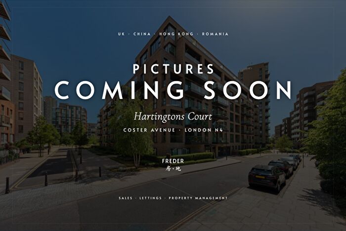 2 Bedroom Flat To Rent In Hartingtons Court, Coster Avenue, London, N4
