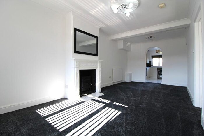 2 Bedroom Bungalow To Rent In Heybridge Road, CM4