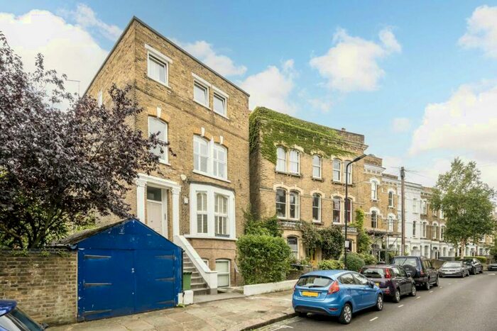 2 Bedroom Flat To Rent In Evangelist Road, Tufnell Park, NW5