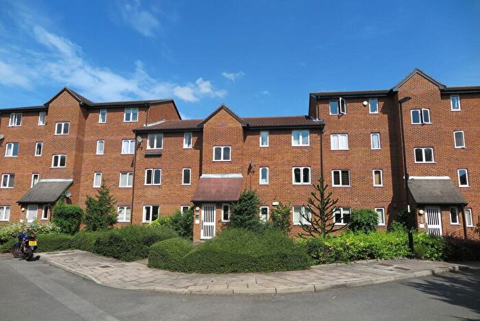 2 Bedroom Apartment To Rent In John Silkin Lane, Deptford, SE8