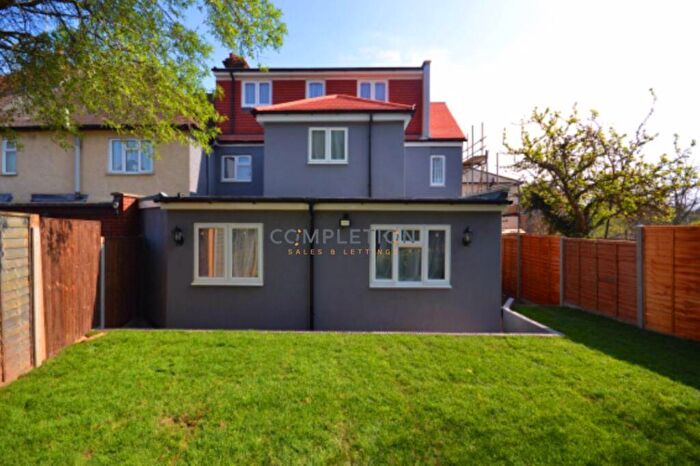 7 Bedroom Semi Detached House For Sale In For Sale, Fairview Close, Walthamstow, E17
