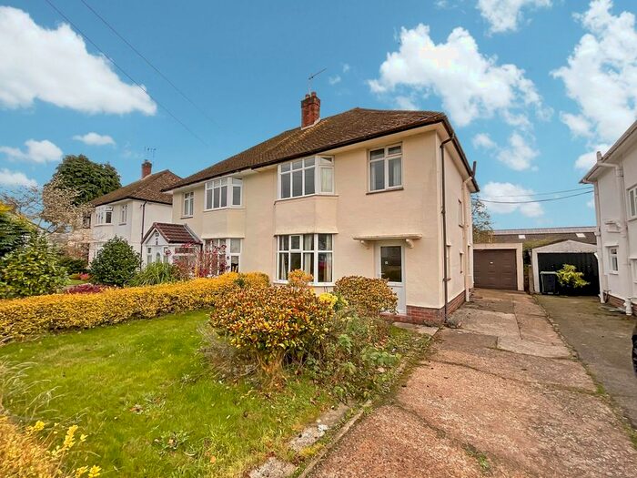 3 Bedroom Semi-Detached House For Sale In Mill Street, Usk NP15