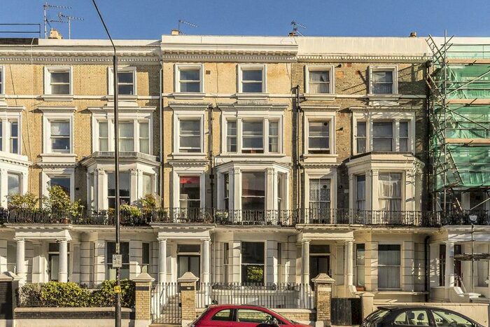 4 Bedroom Flat To Rent In Holland Road, London W14