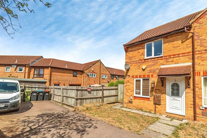 2 Bedroom End Of Terrace House For Sale In Millbank Place, Kents Hill, Milton Keynes, MK7