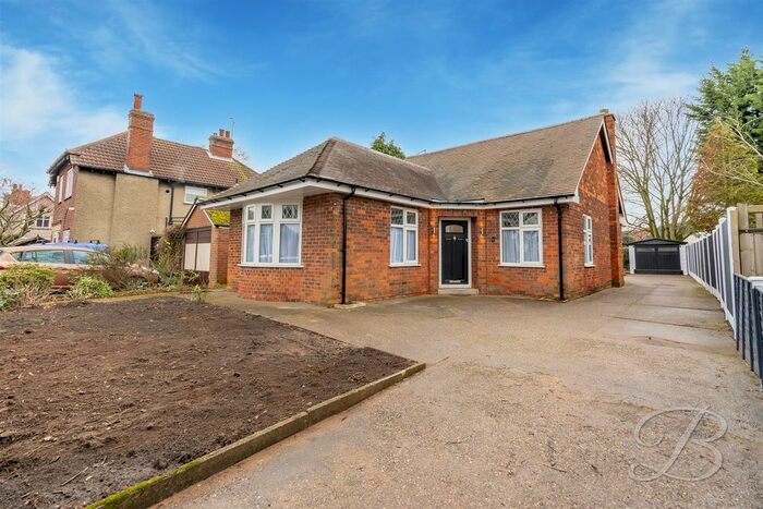 3 Bedroom Detached Bungalow To Rent In Normanton Drive, Mansfield, NG18