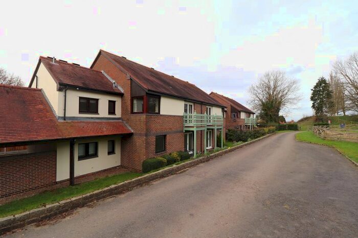 2 Bedroom Flat To Rent In Reservoir Road, Gloucester, GL4