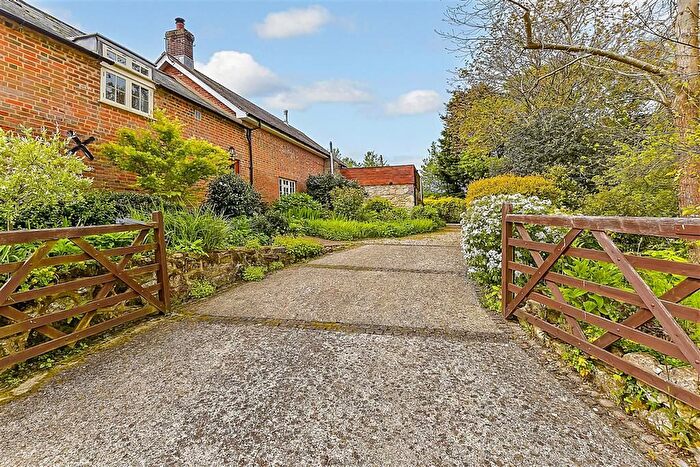 3 Bedroom Detached House For Sale In Horringford, Isle Of Wight, PO30