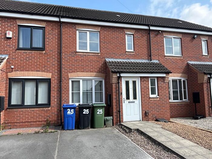 3 Bedroom House To Rent In Aidans Close, Doncaster, DN2