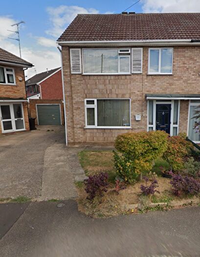 3 Bedroom Semi Detached House To Rent In Tyghes Close, Deeping St James, PE6