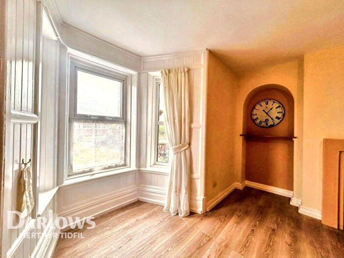 1 Bedroom Flat To Rent In Dyffryn Road, Pontypridd, CF37