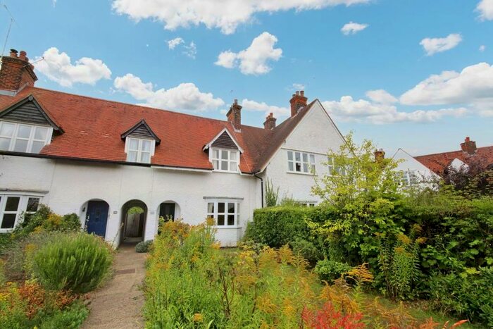 2 Bedroom Terraced House To Rent In Westholm, Letchworth Garden City, SG6