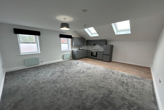 2 Bedroom Apartment To Rent In Marsland Road, Sale, M33