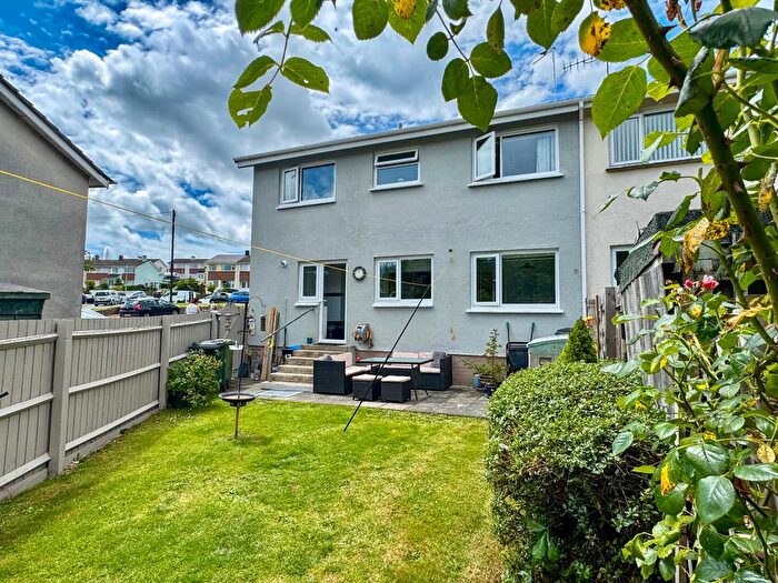 5 Bedroom Semi-Detached House For Sale In Barton Drive, Newton Abbot, TQ12