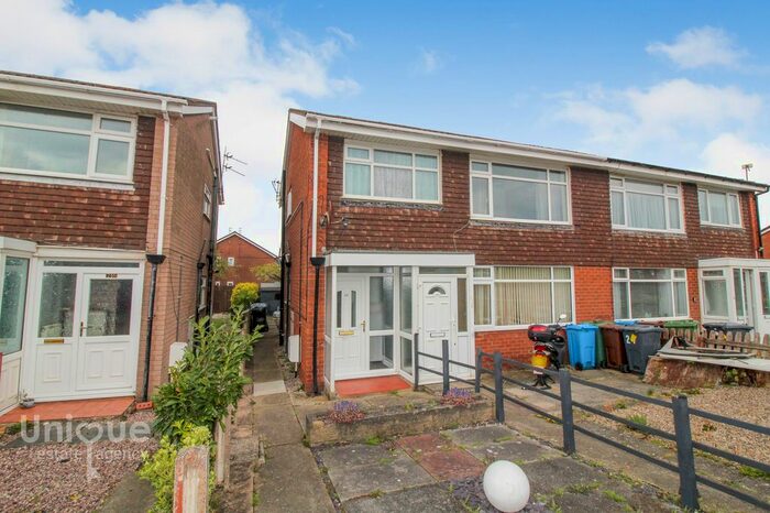 2 Bedroom Flat To Rent In Shipley Road, Lytham St. Annes, Lancashire, FY8