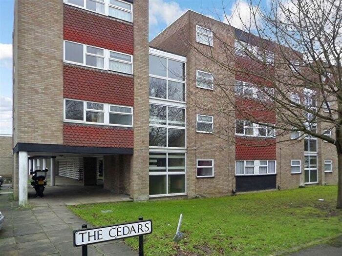 1 Bedroom Flat To Rent In Milton Road, Harpenden, AL5