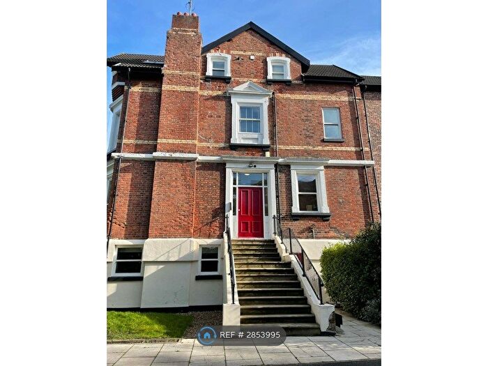 2 Bedroom Flat To Rent In Angra Bank, Liverpool, L22